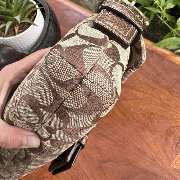 Coach Y2K Soho Signature Mini Demi Baguette Style No. 8K38 - Picture 10 of 15